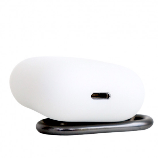 Чехол силиконовый для беспроводных наушников Apple AirPods с карабином Неоновый